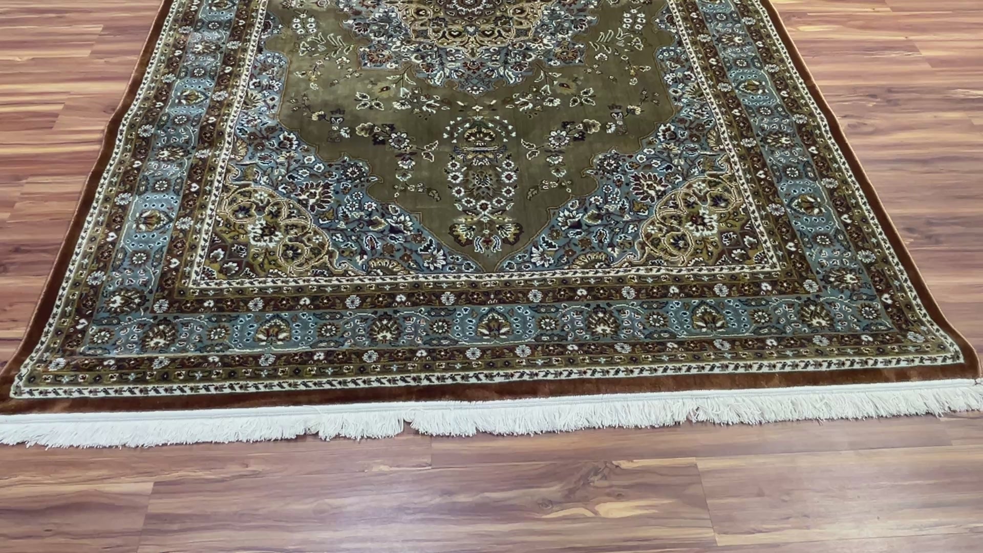 Liyana Persian Carpet & Rug 6x9