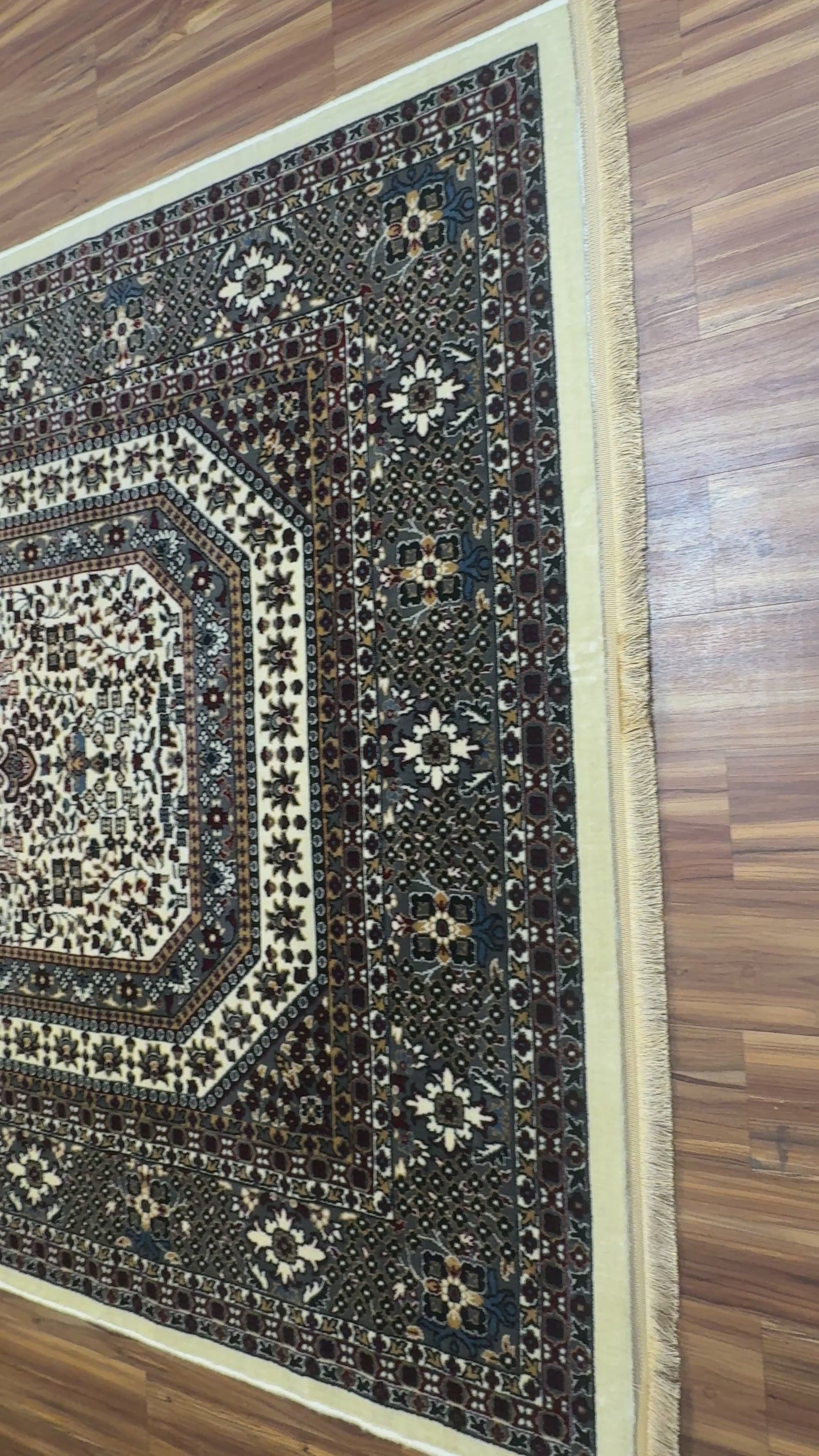 Kabir Persian Carpet & Rug 6x9