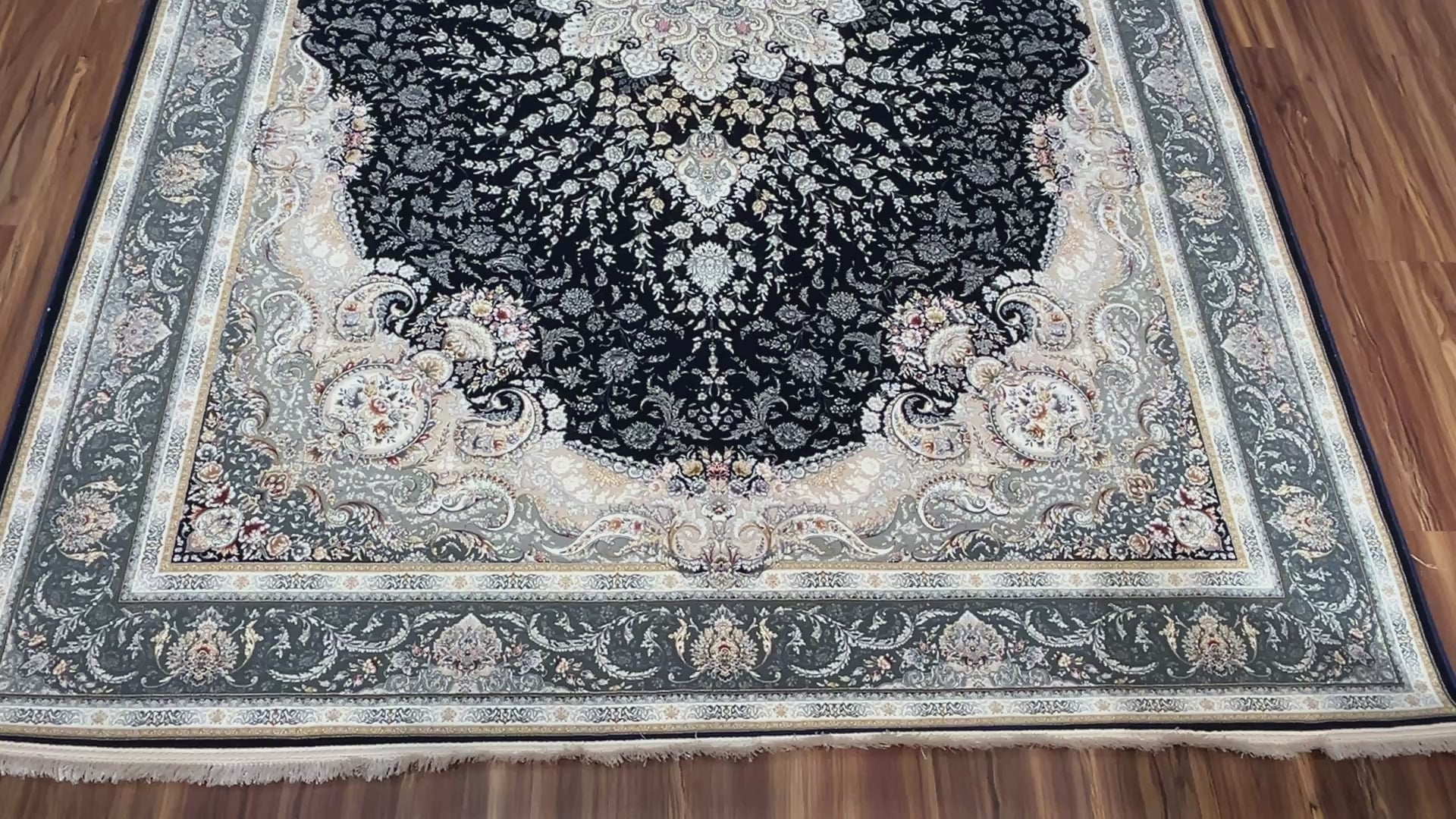 Niloufar Iranian Carpet & Rug 6x9