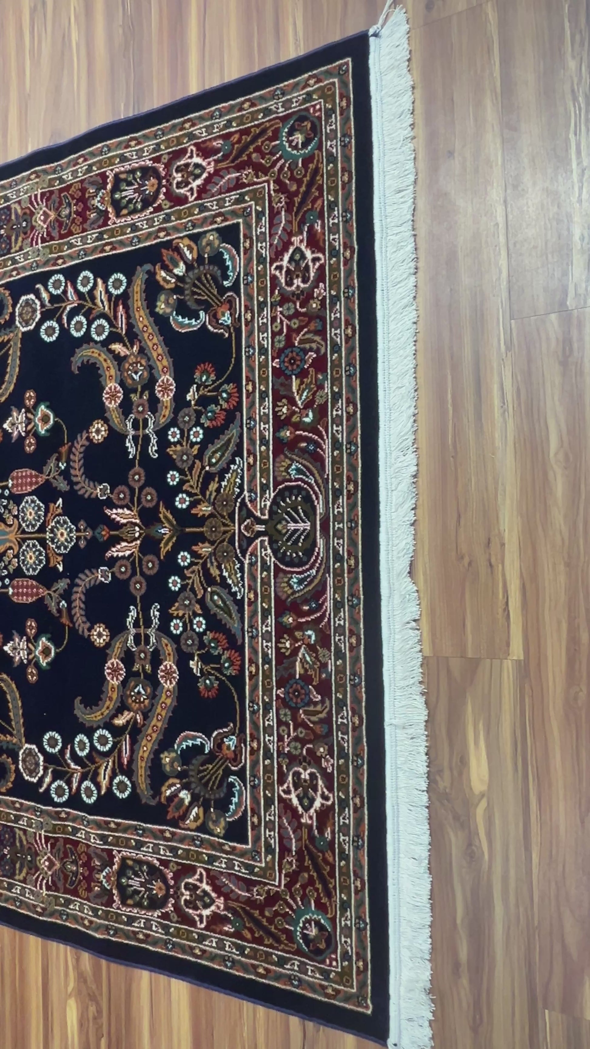 Ghaith Persian Carpet & Rug 5x7