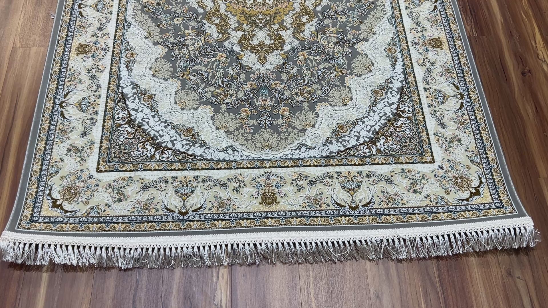 Banoo Iranian Carpet & Rug 4x6