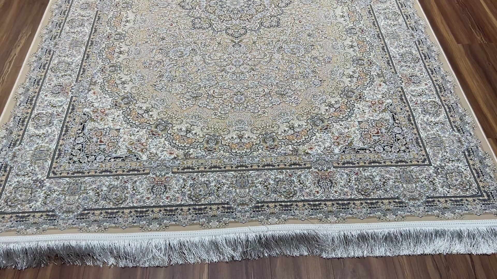 Esfandiar Iranian Carpet & Rug 5x7