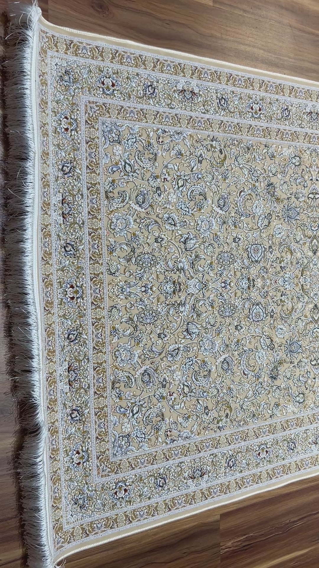 Tarannom Iranian Carpet & Rug 4x6