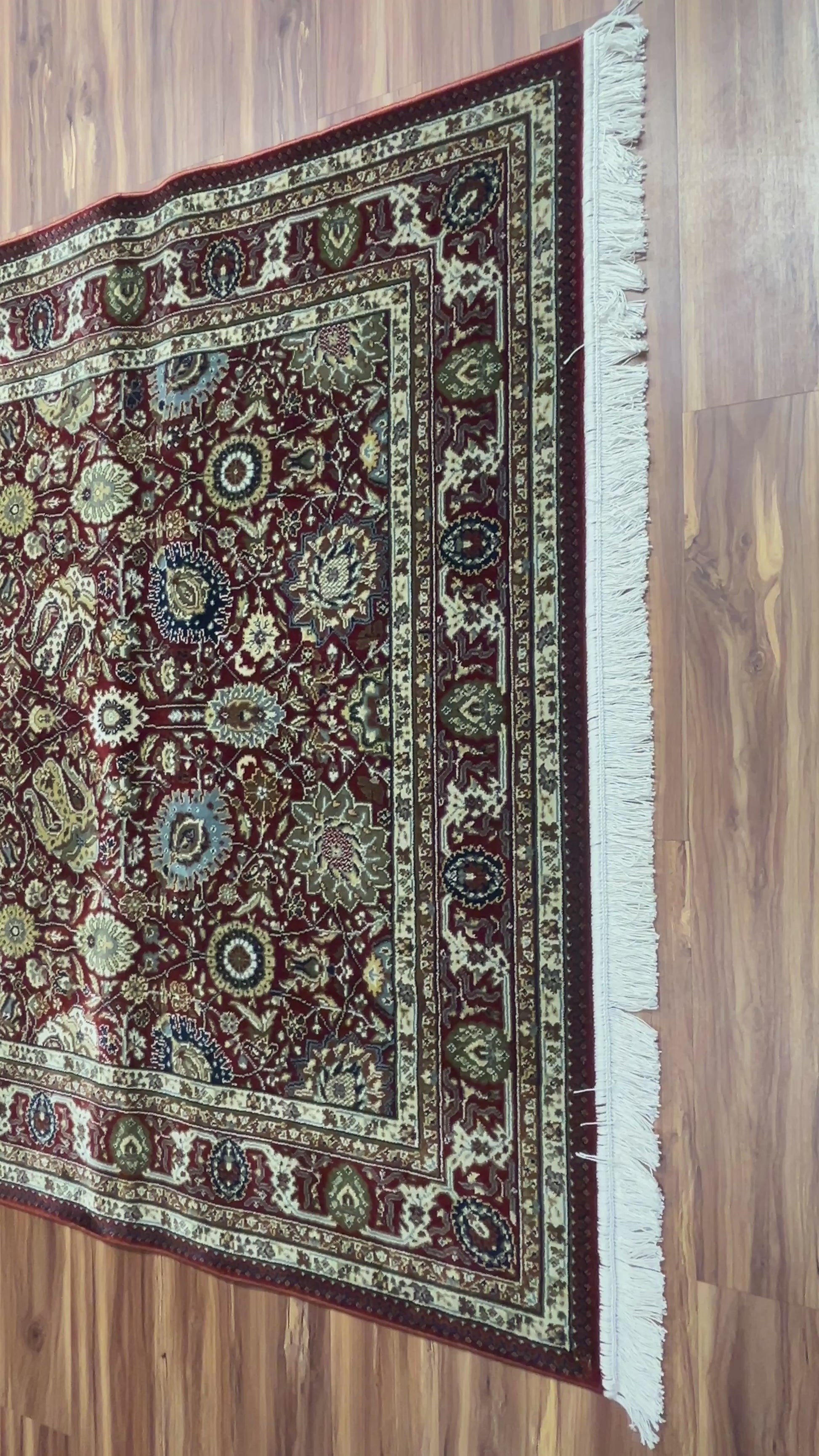 Ismail Persian Carpet & Rug 5x7