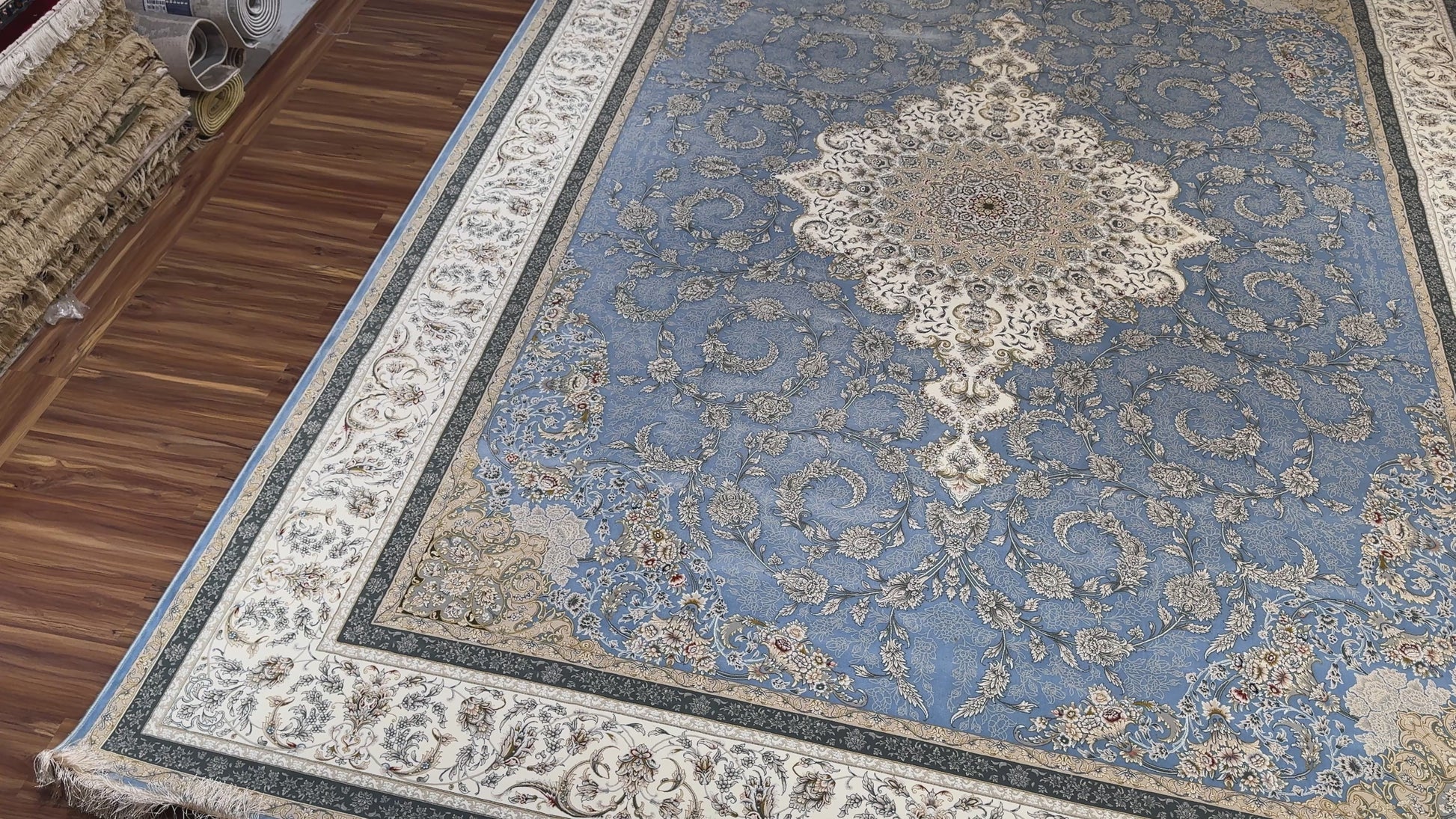 Khashayar Iranian Carpet & Rug 10x13