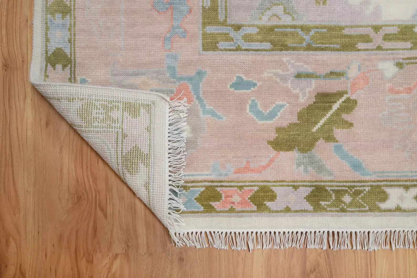 Eon Hand Knotted Carpet & Rugs