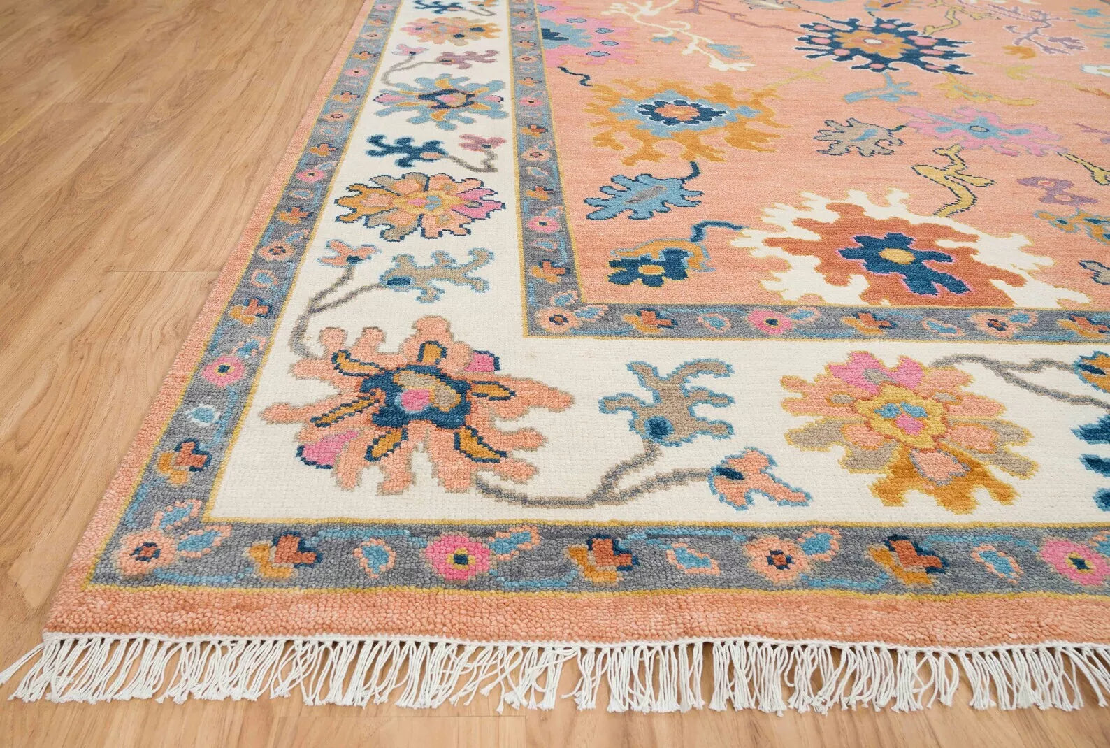 Pinnacle Hand Knotted Carpet & Rugs