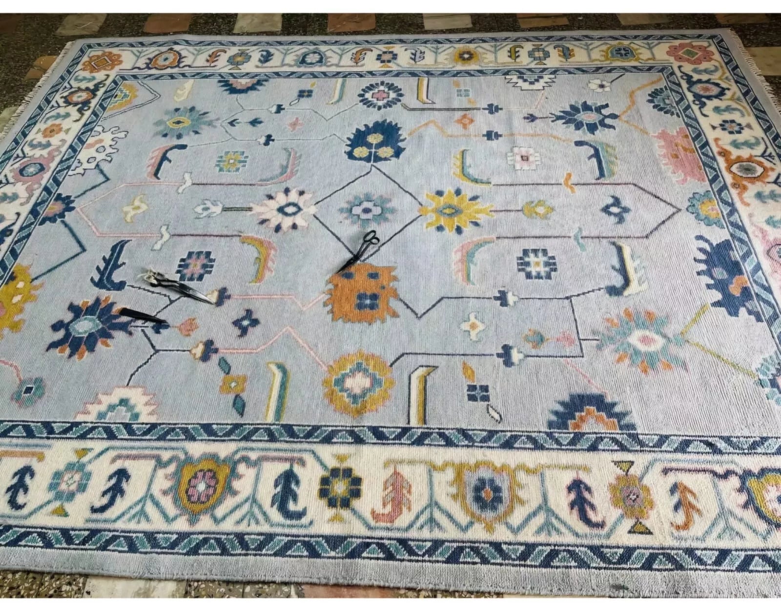 Empyrean Hand Knotted Carpet & Rugs