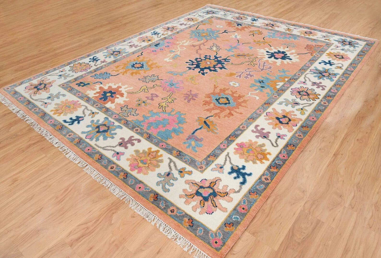 Pinnacle Hand Knotted Carpet & Rugs